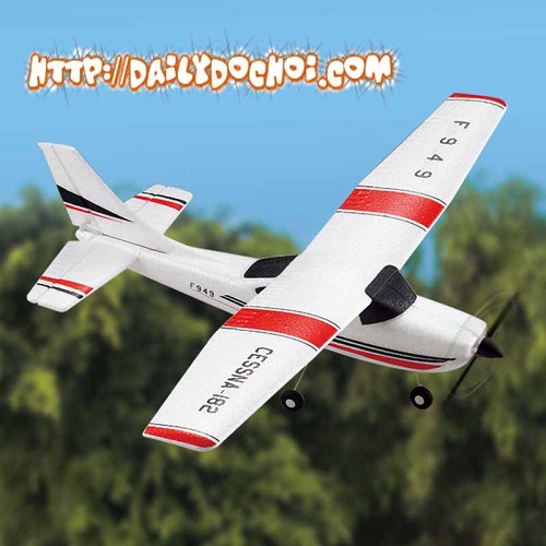 CB1 -  Máy bay cánh bằng dễ chơi nhất