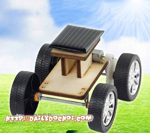 Mô hình xe gỗ lắp ghép chạy bằng năng lượng mặt trời